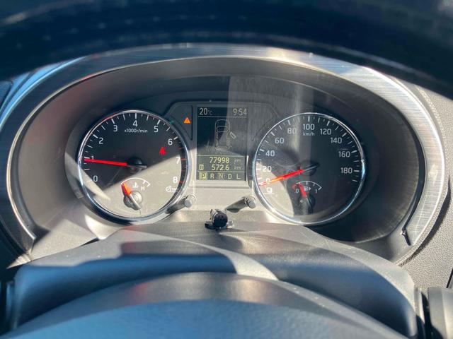 エクストレイル ２０Ｘ　４ＷＤ　バックカメラ　ナビ　ＴＶ　オートライト　アルミホイール　スマートキー　シートヒーター　ＣＶＴ　盗難防止システム　衝突安全ボディ　ＡＢＳ　エアコン　パワーステアリング　パワーウィンドウ（32枚目）