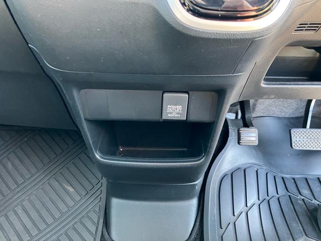 Ｎ－ＢＯＸ Ｇ　メモリーナビ　地デジＴＶ　スマートキー　アルミホイール　両側スライドドア　運転席・助手席エアバック　ＡＢＳ　横滑り防止装置　盗難防止システム　エアコン　パワステ　パワーウインドウ（12枚目）