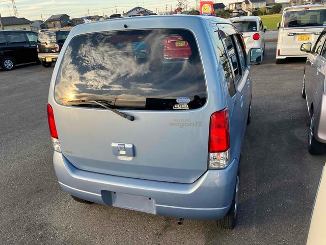 ワゴンＲ Ｎ－１　４ＷＤ　キーレスエントリー　電動格納ミラー　シートヒーター　ベンチシート　ＡＴ　ＣＤ　ＭＤ　衝突安全ボディ　エアコン　パワーステアリング　パワーウィンドウ（5枚目）