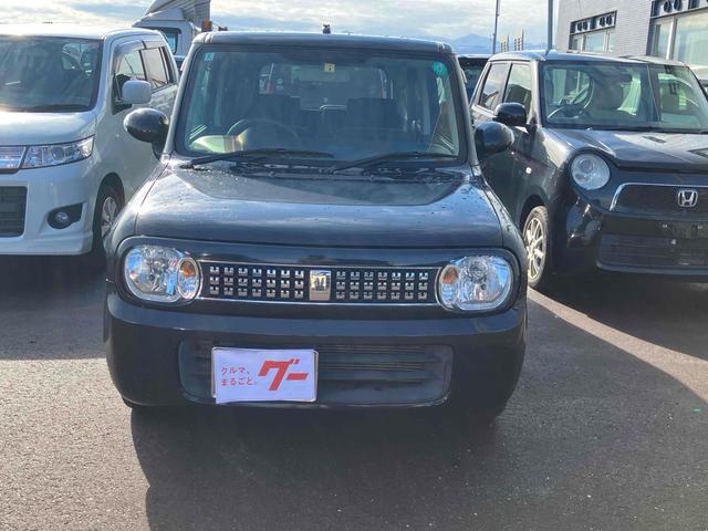 アルトラパン 10thアニバーサリーリミテッド スマートキー 電動格納ミラー シートヒーター ベンチシート CVT 盗難防止システム ABS CD アルミホイール 衝突安全ボディ エアコン パワーステアリング パワーウィンドウ(3枚目)