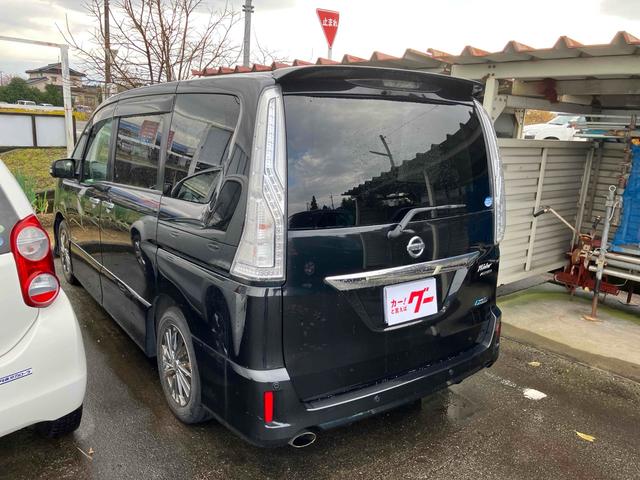 セレナ ２０Ｘ　Ｓ－ハイブリッドアドバンスドセーフティパック　ドライブレコーダー　ＥＴＣ　全周囲カメラ　ナビ　ＴＶ　クリアランスソナー　オートクルーズコントロール　レーンアシスト　衝突被害軽減システム　両側電動スライドドア　オートライト　スマートキー（11枚目）