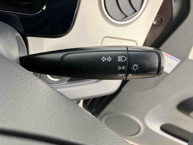 モコ Ｘ　ナビ　ＴＶ　スマートキー　電動格納ミラー　ベンチシート　ＣＶＴ　盗難防止システム　ＡＢＳ　Ｂｌｕｅｔｏｏｔｈ　衝突安全ボディ　エアコン　パワーステアリング　パワーウィンドウ　運転席エアバッグ（30枚目）