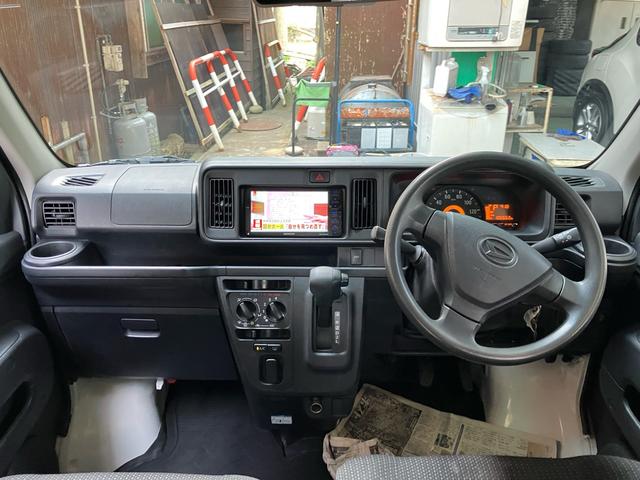 ハイゼットカーゴ DX SAIII 4WD メモリーナビ フルセグ DVD再生 両側スライドドア キーレスエントリー 運転席・助手席エアバック ABS(2枚目)