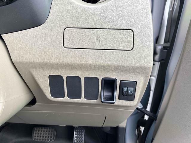 ミラ Xスペシャル キーレスエントリー CVT 盗難防止システム ABS CD アルミホイール 衝突安全ボディ エアコン パワーステアリング パワーウィンドウ(29枚目)