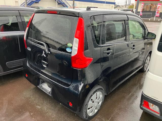 ｅＫワゴン Ｅ　メモリーナビ　フルセグ　Ｂｌｕｅｔｏｏｔｈ対応　ドライブレコーダー　ＥＴＣ　シートヒーター　キーレスエントリー　運転席・助手席エアバック　ＡＢＳ　横滑り防止装置（5枚目）