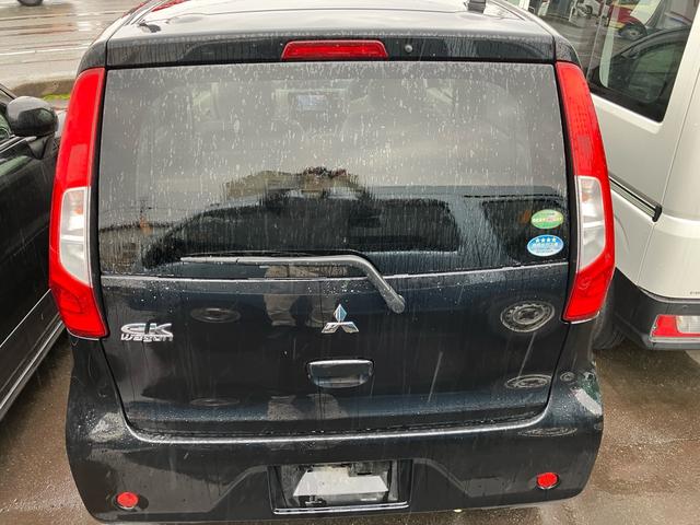 ｅＫワゴン Ｅ　メモリーナビ　フルセグ　Ｂｌｕｅｔｏｏｔｈ対応　ドライブレコーダー　ＥＴＣ　シートヒーター　キーレスエントリー　運転席・助手席エアバック　ＡＢＳ　横滑り防止装置（6枚目）