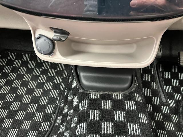 ｅＫワゴン Ｅ　メモリーナビ　フルセグ　Ｂｌｕｅｔｏｏｔｈ対応　ドライブレコーダー　ＥＴＣ　シートヒーター　キーレスエントリー　運転席・助手席エアバック　ＡＢＳ　横滑り防止装置（21枚目）