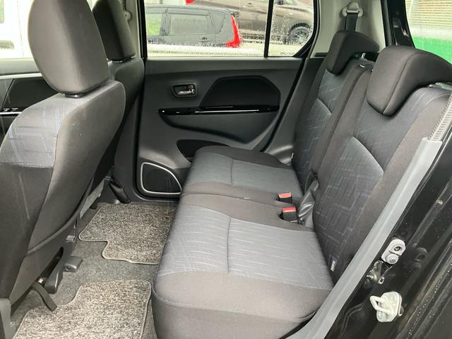 ワゴンＲスティングレー Ｘ　Ｓ－エネチャージ　レーダーブレーキサポート　スマートキー　ＨＩＤヘッドライト　シートヒーター　運転席・助手席エアバック　ＡＢＳ　横滑り防止装置　エアコン　パワステ　パワーウインドウ（10枚目）