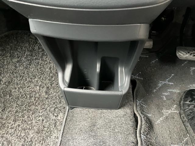 ワゴンＲスティングレー Ｘ　Ｓ－エネチャージ　レーダーブレーキサポート　スマートキー　ＨＩＤヘッドライト　シートヒーター　運転席・助手席エアバック　ＡＢＳ　横滑り防止装置　エアコン　パワステ　パワーウインドウ（23枚目）