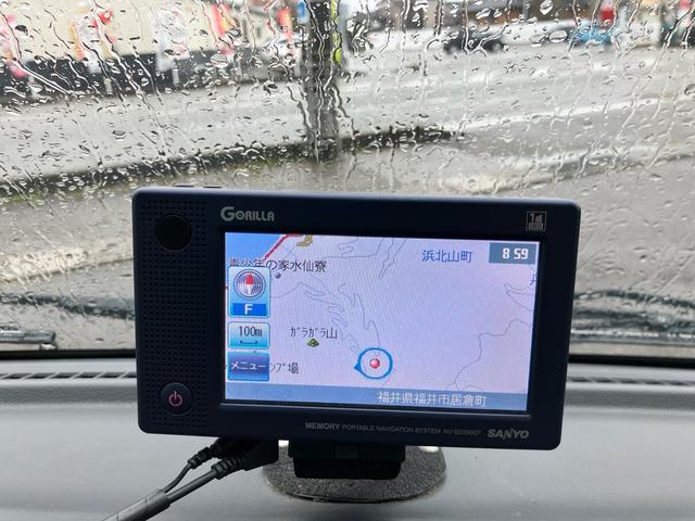 スクラムトラック ＫＣエアコン・パワステ　４ＷＤ　地デジＴＶ　ポータブルナビ　オートマ　運転席・助手席エアバック（21枚目）