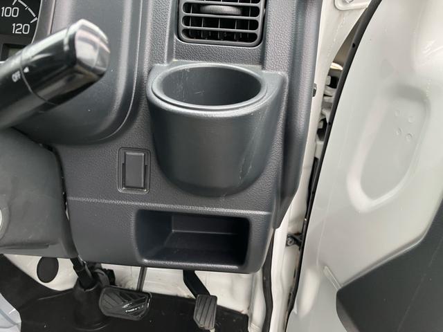 スクラムトラック ＫＣエアコン・パワステ　４ＷＤ　地デジＴＶ　ポータブルナビ　オートマ　運転席・助手席エアバック（28枚目）