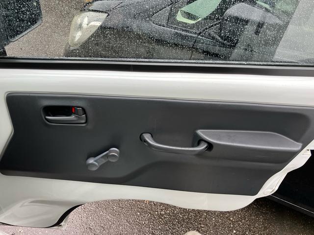 スクラムトラック ＫＣエアコン・パワステ　４ＷＤ　地デジＴＶ　ポータブルナビ　オートマ　運転席・助手席エアバック（29枚目）