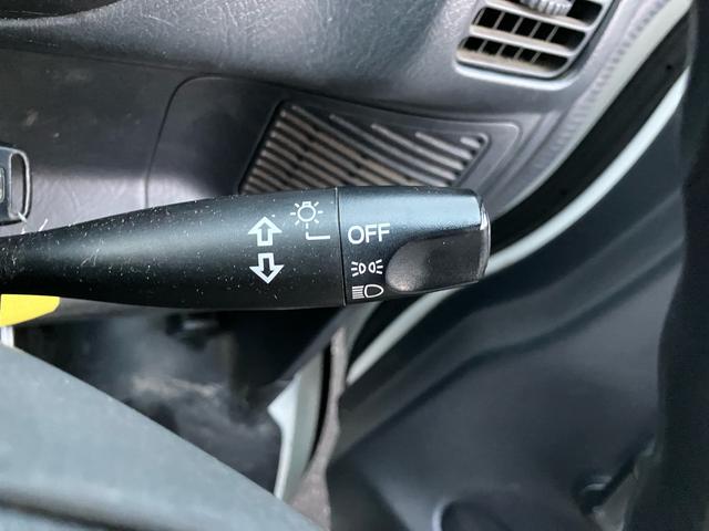 アクティトラック ＳＤＸ　４ＷＤ　５速マニュアル　エアコン　パワステ　運転席エアバック（22枚目）