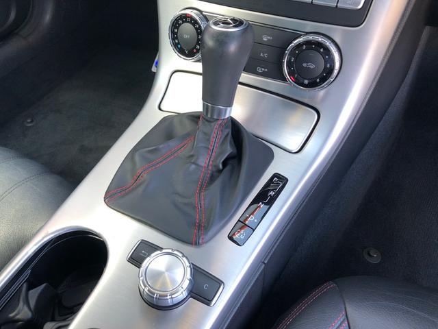 SLK200ブルーエフィシェンシー AMGスポーツパッケージ ダイナミックハンドリングパッケージ 純正HDDナビ フルセグ 黒革 メモリ付きPシート シートヒーター AMG18インチ5スポークAW 電動オープン HIDライト(17枚目)