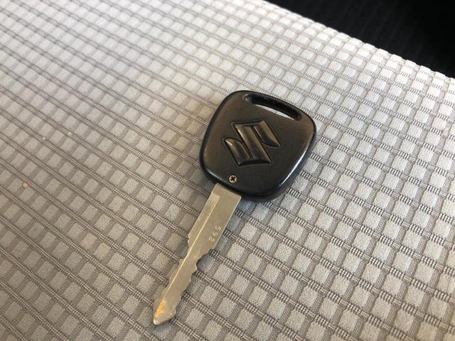 F 1オーナー 当社ユーザー買取車 フラット7認定中古車 純正CDプレイヤー AUX接続可 キーレス MTモード付AGS(28枚目)