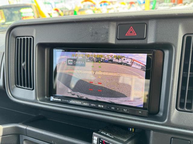 ハイゼットカーゴ クルーズターボＳＡＩＩＩ　ハイルーフ　４ＷＤ　ストラーダメモリーナビ　フルセグＴＶ　Ｂｌｕｅｔｏｏｔｈオーディオ　アイドリングストップ　バックカメラ　オートハイビーム　スマートアシスト　障害物センサー（22枚目）