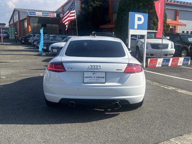 ＴＴクーペ ２．０ＴＦＳＩ　クワトロ　純正フルセグナビ　バックカメラ　スマートキー　ターボ　パドルシフト　パワーシート　オートライト　オートエアコン　クルーズコントロール　ステアリングスイッチ　フォグライト　ドラレコ前後　純正ＡＷ　ＥＴＣ（9枚目）