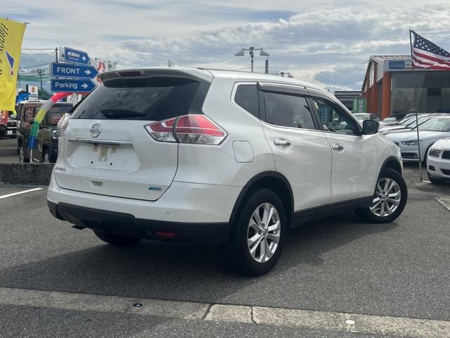 エクストレイル 20X エマージェンシーブレーキパッケージ 純正フルセグメモリーナビ バックカメラ スマートキー 衝突軽減ブレーキ ダウンヒルアシスト アイドリングストップ オートライト オートエアコン シートヒーター LEDライト フォグライト 純正AW(8枚目)