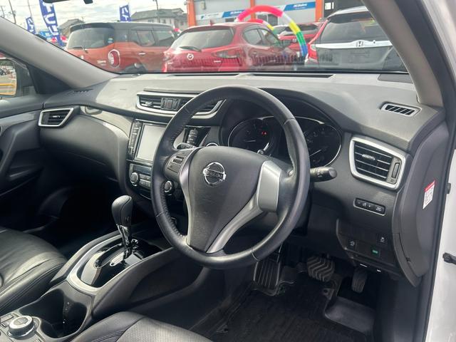 エクストレイル 20X エマージェンシーブレーキパッケージ 純正フルセグメモリーナビ バックカメラ スマートキー 衝突軽減ブレーキ ダウンヒルアシスト アイドリングストップ オートライト オートエアコン シートヒーター LEDライト フォグライト 純正AW(13枚目)