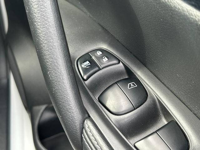 エクストレイル 20X エマージェンシーブレーキパッケージ 純正フルセグメモリーナビ バックカメラ スマートキー 衝突軽減ブレーキ ダウンヒルアシスト アイドリングストップ オートライト オートエアコン シートヒーター LEDライト フォグライト 純正AW(32枚目)