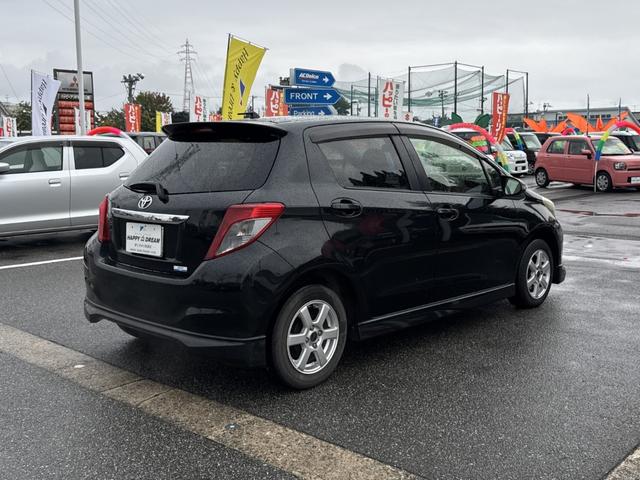 TOYOTA VITZ F SMILE EDITION