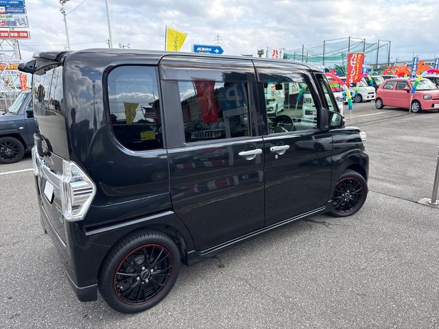 弊社の諸費用は登録時の税金・登録諸費用が含まれております。また、点検整備費用も車両価格に含まれておりますので、総額表示価格だけで乗り出せます。詳しくはスタッフまでお問い合わせください。