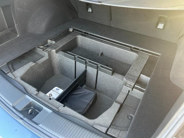 レヴォーグ １．６ＧＴ－Ｓアイサイト　フルセグメモリーナビ　バックカメラ　スマートキー　衝突軽減ブレーキ　メモリ付パワーシート　オートライト　オートエアコン　ＡＣＣ　ヘッドライトウォッシャー　フォグライト前後　純正ＡＷ　３６０°ドラレコ（45枚目）