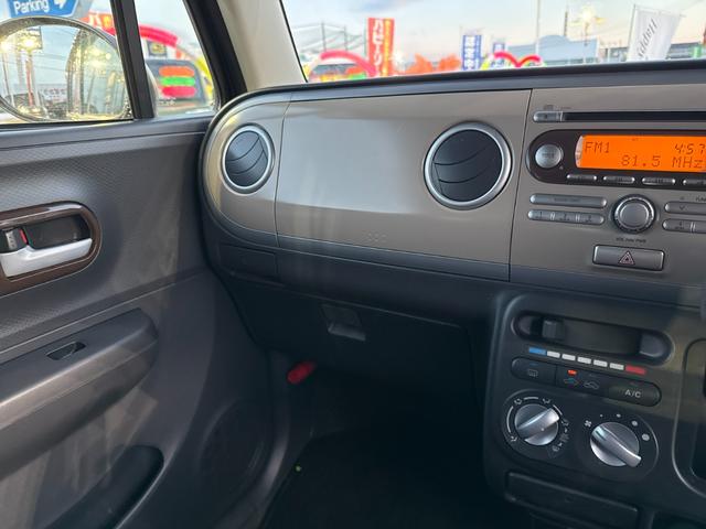 アルトラパン G 純正カーオーディオ スマートキー プッシュスタート アイドリングストップ CD再生可 マニュアルエアコン 盗難防止装置 ヘッドライトレベライザー(24枚目)