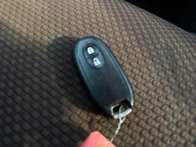 アルトラパン G 純正カーオーディオ スマートキー プッシュスタート アイドリングストップ CD再生可 マニュアルエアコン 盗難防止装置 ヘッドライトレベライザー(29枚目)