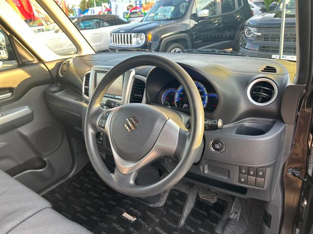 スペーシア Ｘリミテッド　フルセグメモリーナビ　バックカメラ　スマートキー　衝突軽減ブレーキ　両側電動スライドドア　オートライト　オートエアコン　シートヒーター　ステアリングスイッチ　Ｂｌｕｅｔｏｏｔｈオーディオ　純正ＡＷ（12枚目）