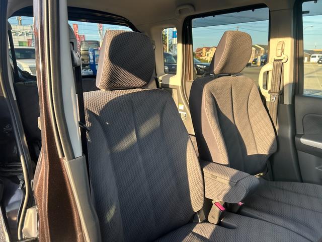 スペーシア Ｘリミテッド　フルセグメモリーナビ　バックカメラ　スマートキー　衝突軽減ブレーキ　両側電動スライドドア　オートライト　オートエアコン　シートヒーター　ステアリングスイッチ　Ｂｌｕｅｔｏｏｔｈオーディオ　純正ＡＷ（13枚目）