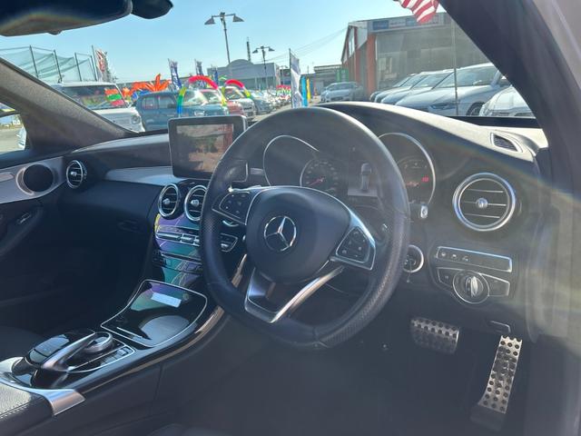 Cクラスステーションワゴン C180 ステーションワゴン ローレウスエディション レーダーセーフティpkg ベーシックpkg 純正フルセグナビ バックカメラ パドルシフト キーレスゴー BSM メモリ付パワーシート オートライト ACC 電動リヤゲート 純正AW リアフォグライト(12枚目)