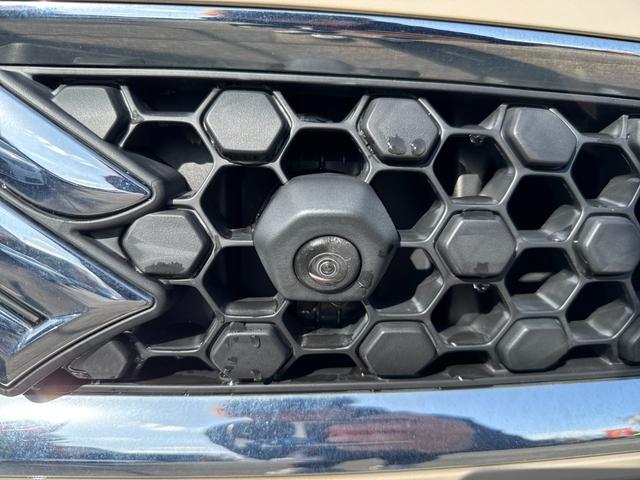 クロスビー ハイブリッドＭＺ　フルセグメモリーナビ　全方位カメラ　パドルシフト　スマートキー　衝突軽減ブレーキ　オートライト　オートエアコン　クルーズコントロール　ステアリングスイッチ　フォグライト　純正ＡＷ　ドラレコ　ＥＴＣ（12枚目）