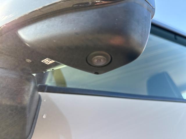 クロスビー ハイブリッドＭＺ　フルセグメモリーナビ　全方位カメラ　パドルシフト　スマートキー　衝突軽減ブレーキ　オートライト　オートエアコン　クルーズコントロール　ステアリングスイッチ　フォグライト　純正ＡＷ　ドラレコ　ＥＴＣ（14枚目）