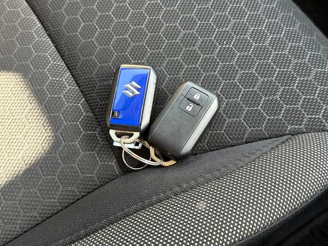 クロスビー ハイブリッドＭＺ　フルセグメモリーナビ　全方位カメラ　パドルシフト　スマートキー　衝突軽減ブレーキ　オートライト　オートエアコン　クルーズコントロール　ステアリングスイッチ　フォグライト　純正ＡＷ　ドラレコ　ＥＴＣ（52枚目）