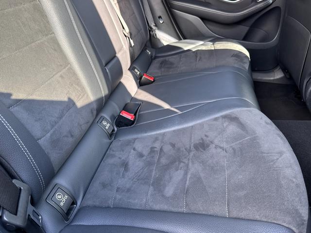 GLC GLC220d 4マチックスポーツ 純正フルセグナビ 全方位カメラ パドルシフト BSM HUD メモリ付パワーシート オートライト シートヒーター ACC ステアリングスイッチ 電動リヤゲート リアフォグライト 純正AW ドラレコ(17枚目)