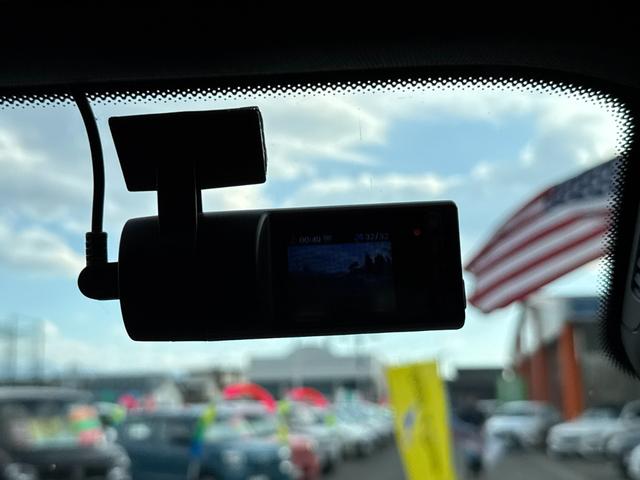 GLC GLC220d 4マチックスポーツ 純正フルセグナビ 全方位カメラ パドルシフト BSM HUD メモリ付パワーシート オートライト シートヒーター ACC ステアリングスイッチ 電動リヤゲート リアフォグライト 純正AW ドラレコ(60枚目)