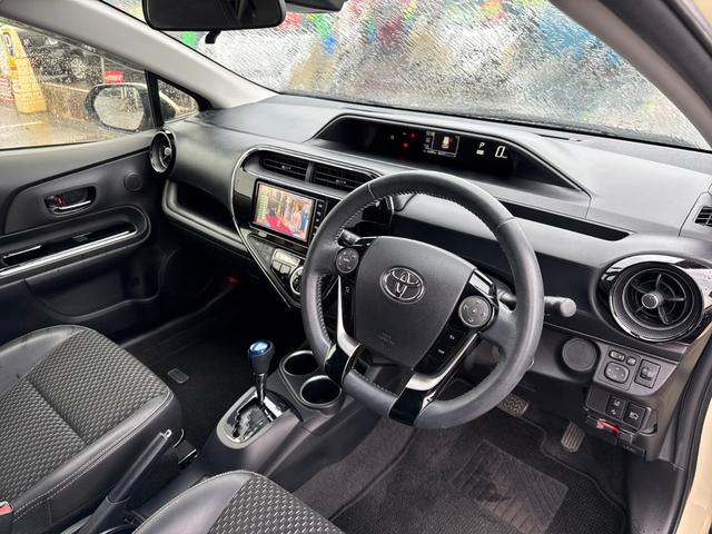 アクア クロスオーバー 純正フルセグSDナビ 全方位カメラ スマートキー 衝突軽減ブレーキ レーンキープアシスト オートエアコン シートヒーター ハーフレザーシート ステアリングスイッチ 純正AW ドラレコ前後 ETC(17枚目)