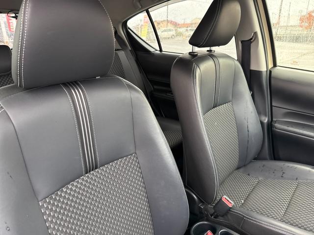 アクア クロスオーバー 純正フルセグSDナビ 全方位カメラ スマートキー 衝突軽減ブレーキ レーンキープアシスト オートエアコン シートヒーター ハーフレザーシート ステアリングスイッチ 純正AW ドラレコ前後 ETC(18枚目)