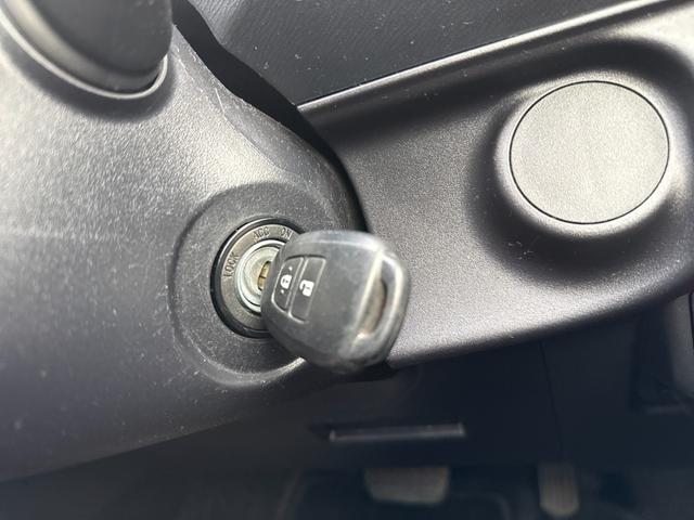 アクア クロスオーバー 純正フルセグSDナビ 全方位カメラ スマートキー 衝突軽減ブレーキ レーンキープアシスト オートエアコン シートヒーター ハーフレザーシート ステアリングスイッチ 純正AW ドラレコ前後 ETC(45枚目)