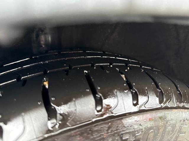 アクア クロスオーバー 純正フルセグSDナビ 全方位カメラ スマートキー 衝突軽減ブレーキ レーンキープアシスト オートエアコン シートヒーター ハーフレザーシート ステアリングスイッチ 純正AW ドラレコ前後 ETC(52枚目)