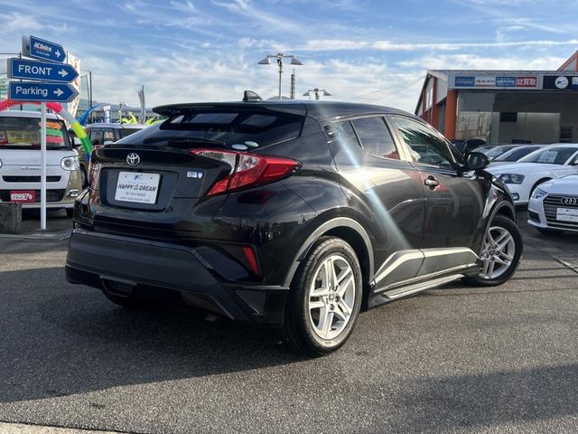 C-HR S 純正メモリーナビ 全方位カメラ トヨタセーフティーセンス オートライト オートエアコン ヒーテッドミラー オートハイビーム ACC ステアリングスイッチ フォグライト 純正17インチAW ETC2.0(9枚目)