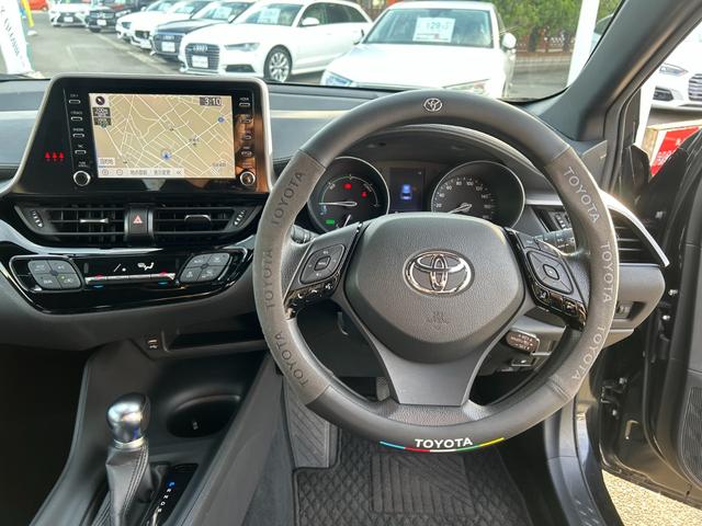 C-HR S 純正メモリーナビ 全方位カメラ トヨタセーフティーセンス オートライト オートエアコン ヒーテッドミラー オートハイビーム ACC ステアリングスイッチ フォグライト 純正17インチAW ETC2.0(22枚目)