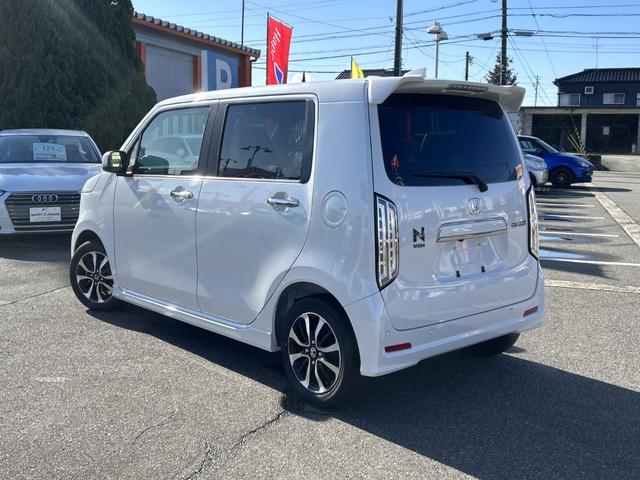 Ｎ－ＷＧＮカスタム Ｌ　届出済未使用車　ＨｏｎｄａＳＥＮＳＩＮＧ搭載　スマートキー　ＡＢＨ　オートライト　オートハイビーム　オートエアコン　シートヒーター　ＡＣＣ　ステアリングスイッチ　ＬＥＤライト　フォグライト　純正ＡＷ（11枚目）