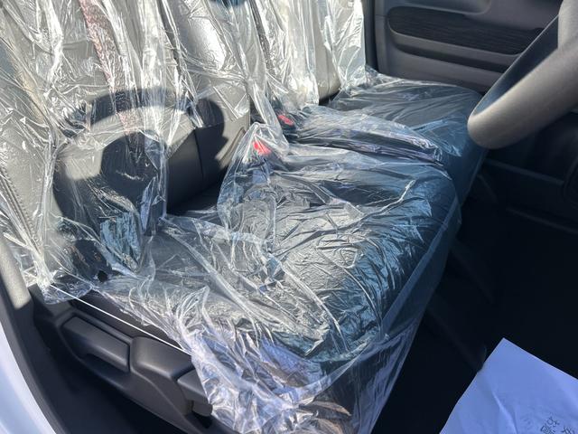 Ｎ－ＷＧＮカスタム Ｌ　届出済未使用車　ＨｏｎｄａＳＥＮＳＩＮＧ搭載　スマートキー　ＡＢＨ　オートライト　オートハイビーム　オートエアコン　シートヒーター　ＡＣＣ　ステアリングスイッチ　ＬＥＤライト　フォグライト　純正ＡＷ（16枚目）