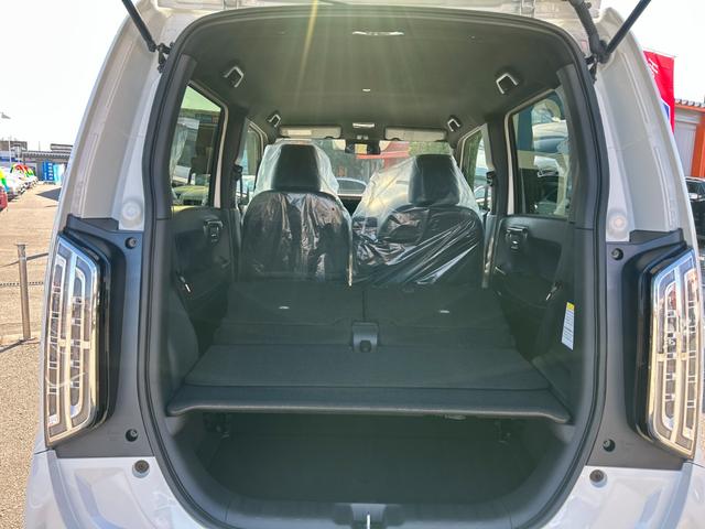 Ｎ－ＷＧＮカスタム Ｌ　届出済未使用車　ＨｏｎｄａＳＥＮＳＩＮＧ搭載　スマートキー　ＡＢＨ　オートライト　オートハイビーム　オートエアコン　シートヒーター　ＡＣＣ　ステアリングスイッチ　ＬＥＤライト　フォグライト　純正ＡＷ（35枚目）