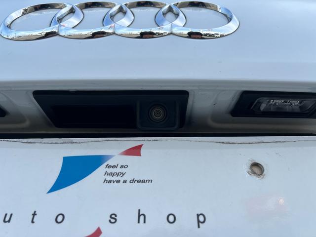 Ａ６アバント ２．０ＴＦＳＩクワトロ　Ｓラインパッケージ　リアコンフォートプラスパッケージ　パドルシフト　純正フルセグナビ　ＢＳＭ　黒革メモリ付パワーシート　オートライト　前後シートヒーター　ＡＣＣ　純正ＯＰ２０インチＡＷ　パノラマサンルーフ　電動リヤゲート（11枚目）