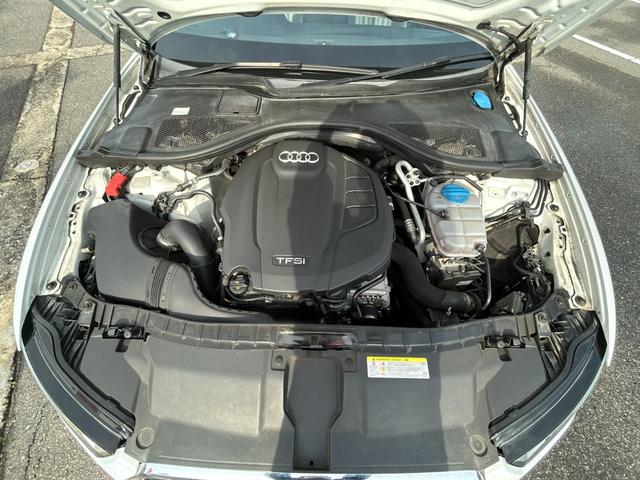 Ａ６アバント ２．０ＴＦＳＩクワトロ　Ｓラインパッケージ　リアコンフォートプラスパッケージ　パドルシフト　純正フルセグナビ　ＢＳＭ　黒革メモリ付パワーシート　オートライト　前後シートヒーター　ＡＣＣ　純正ＯＰ２０インチＡＷ　パノラマサンルーフ　電動リヤゲート（12枚目）