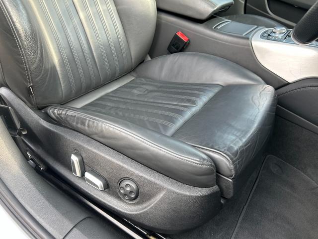 Ａ６アバント ２．０ＴＦＳＩクワトロ　Ｓラインパッケージ　リアコンフォートプラスパッケージ　パドルシフト　純正フルセグナビ　ＢＳＭ　黒革メモリ付パワーシート　オートライト　前後シートヒーター　ＡＣＣ　純正ＯＰ２０インチＡＷ　パノラマサンルーフ　電動リヤゲート（15枚目）