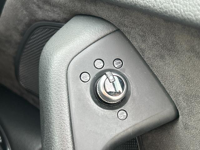 Ａ６アバント ２．０ＴＦＳＩクワトロ　Ｓラインパッケージ　リアコンフォートプラスパッケージ　パドルシフト　純正フルセグナビ　ＢＳＭ　黒革メモリ付パワーシート　オートライト　前後シートヒーター　ＡＣＣ　純正ＯＰ２０インチＡＷ　パノラマサンルーフ　電動リヤゲート（49枚目）